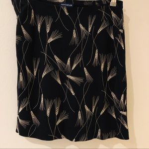 Ann Taylor Skirt! Rayon Gorgeous Size Medium